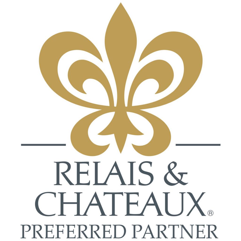 Relais & Châteaux luxury hospitality logo